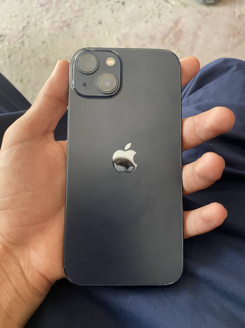 Apple iPhone 13 0