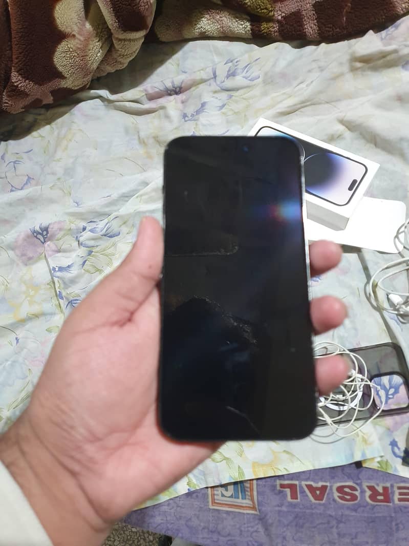 Apple iPhone 14 Pro Max 6