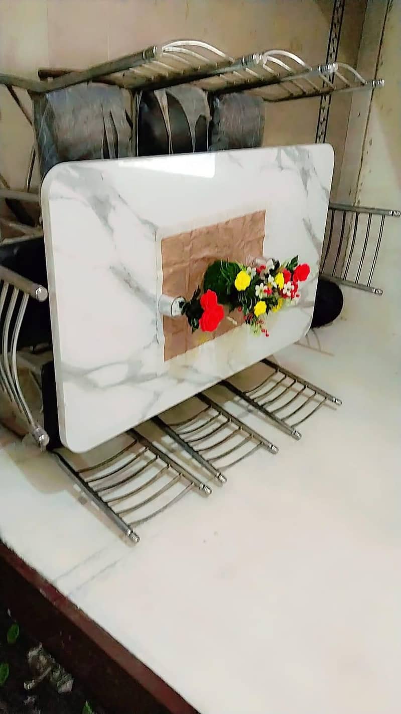 dining table and chairs 0
