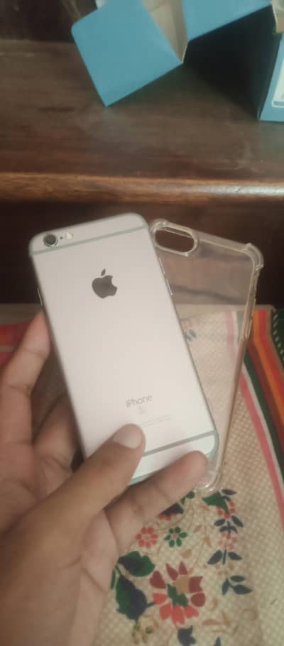 Apple iPhone 6S