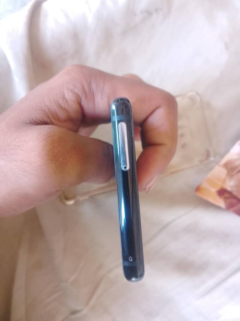 Samsung Mobile Note 8 2