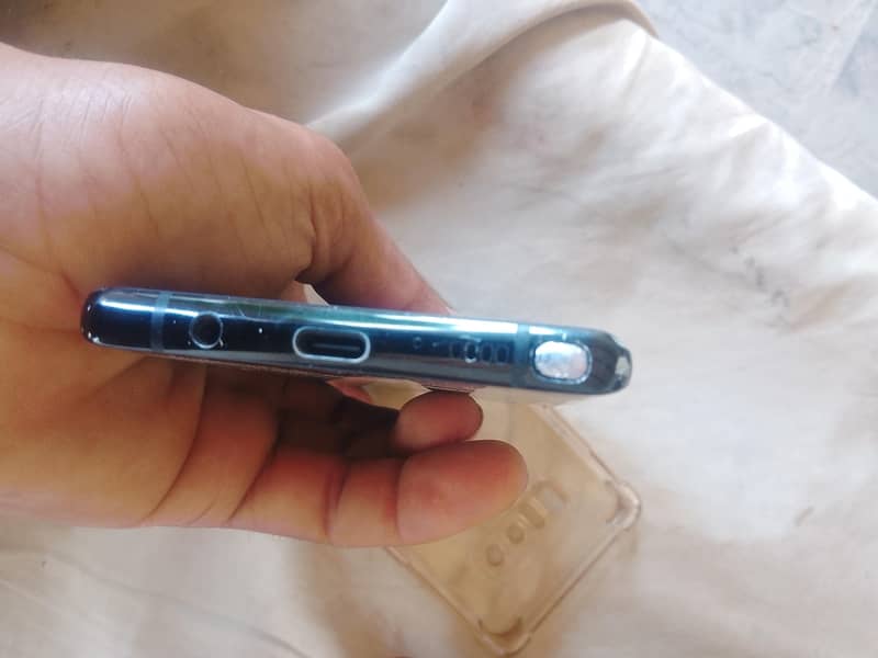 Samsung Mobile Note 8 3