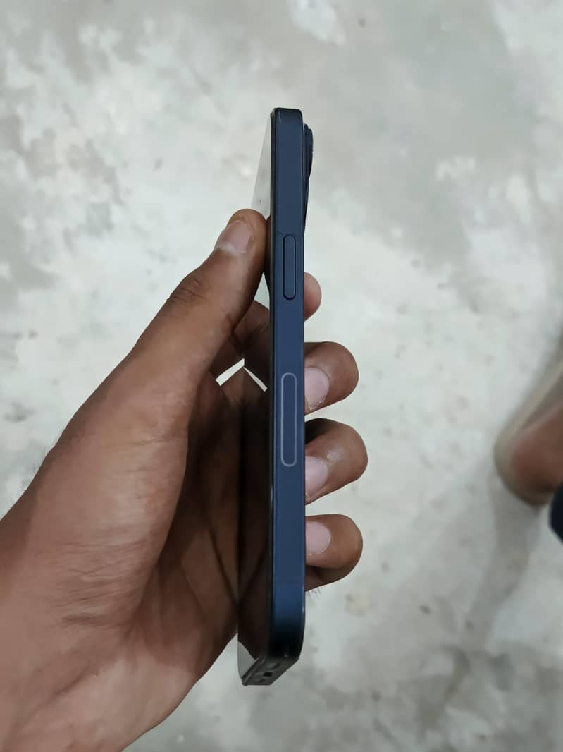 Apple iPhone 14 2