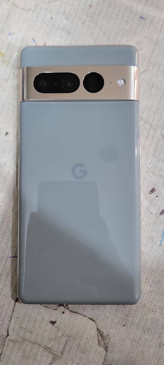 Google Pixel 7 Pro 4