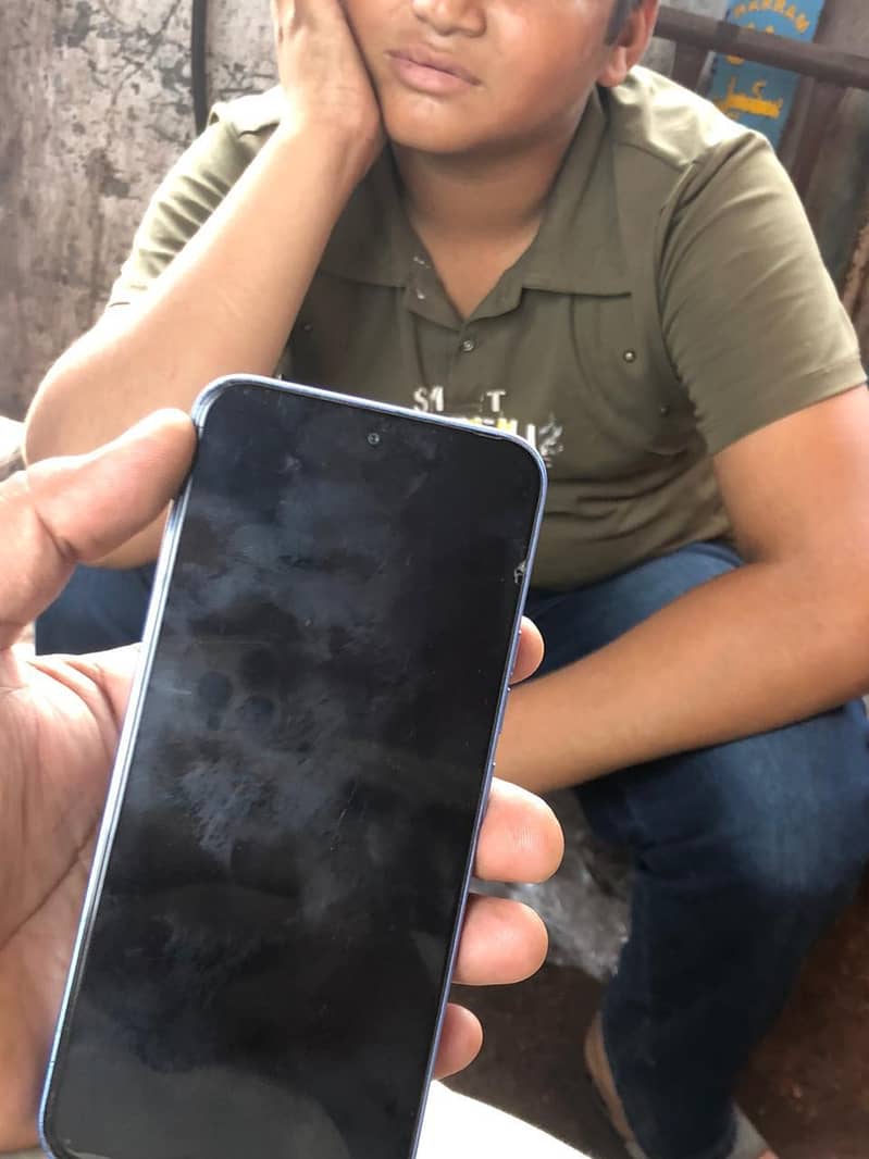 Tecno SPARK 40 Pro 0