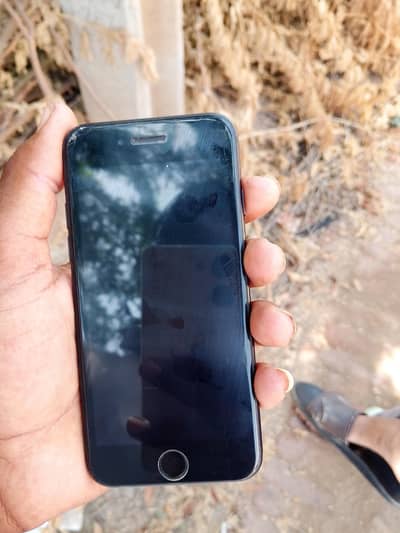 Apple iPhone 7