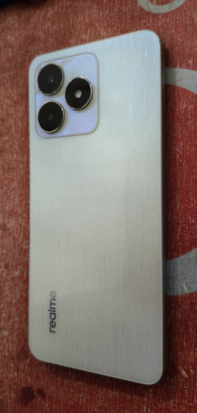 Realme C53