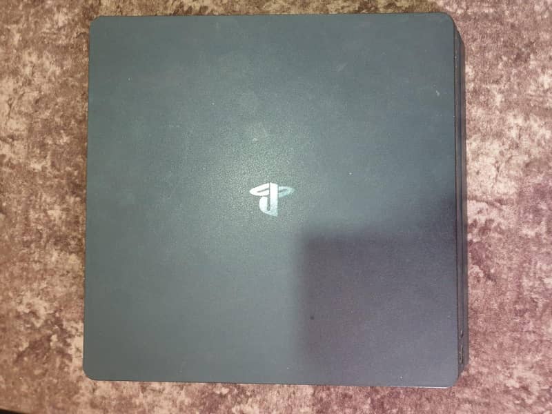 PS4 slim 2