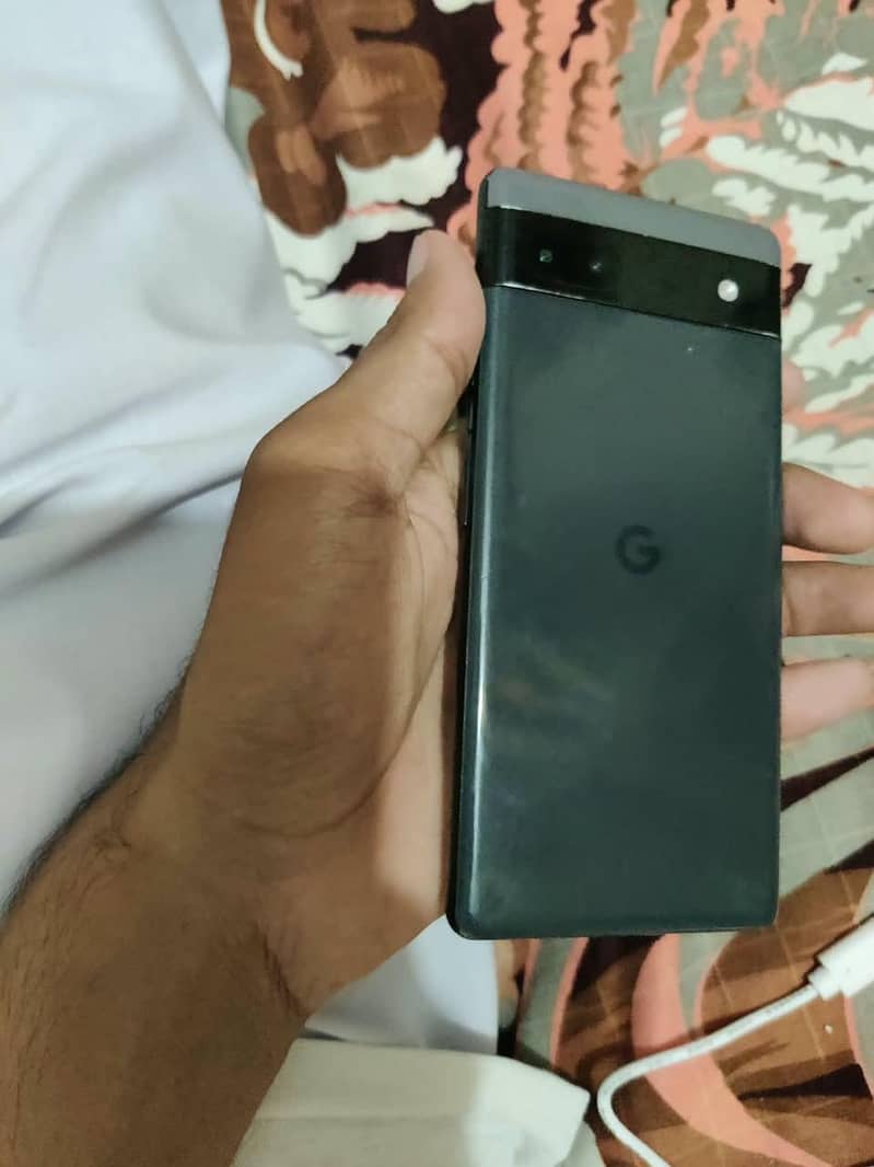 Google Pixel 6a 5