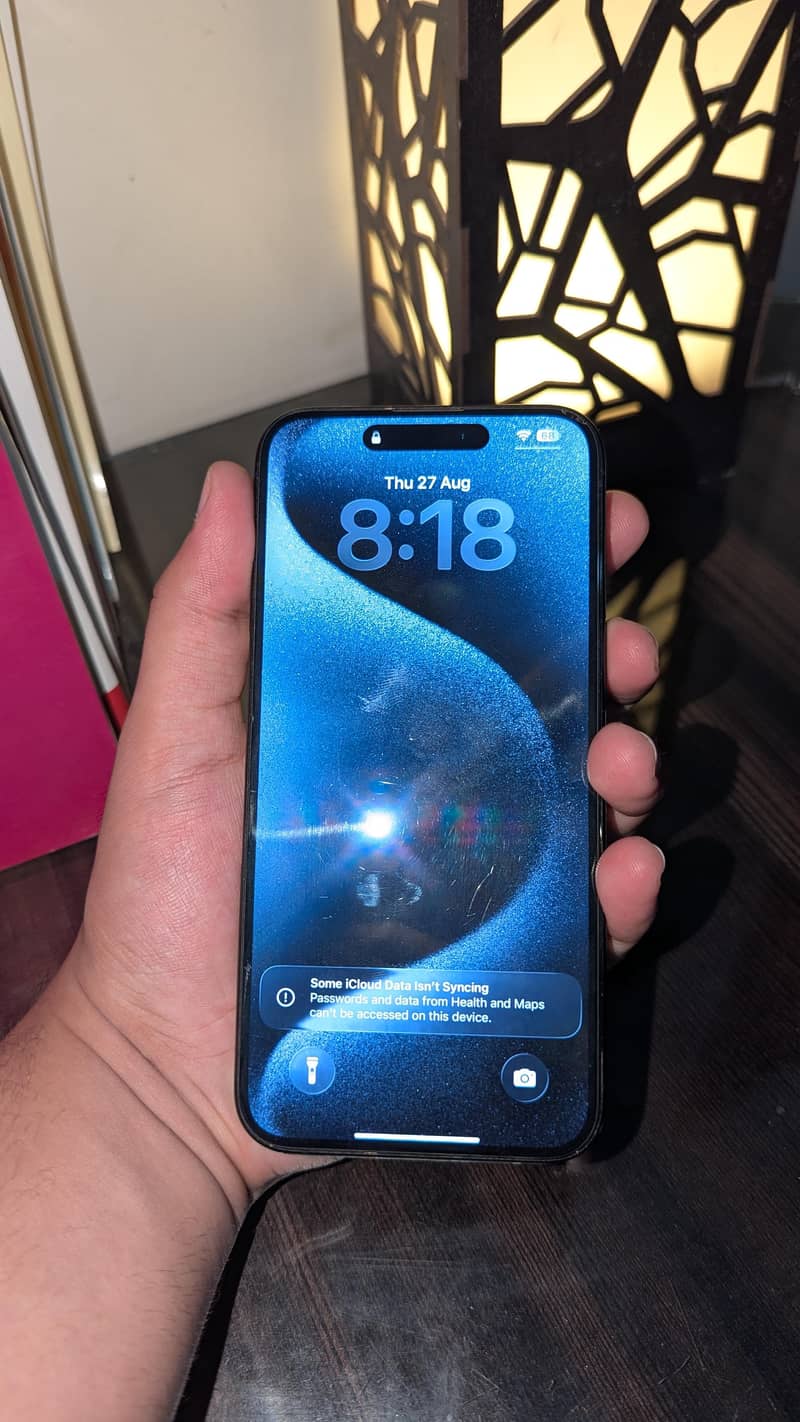 Apple iPhone 15 Pro Max 1