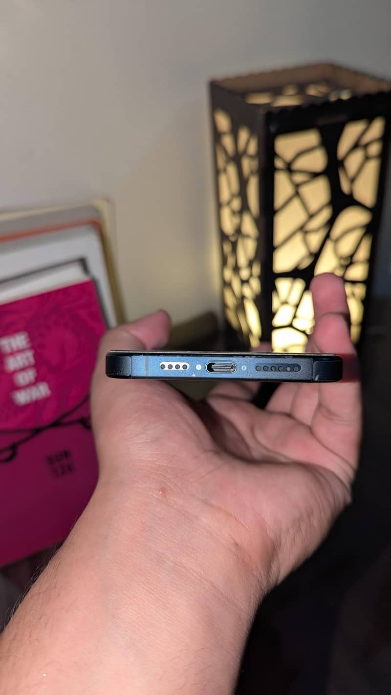 Apple iPhone 15 Pro Max 5