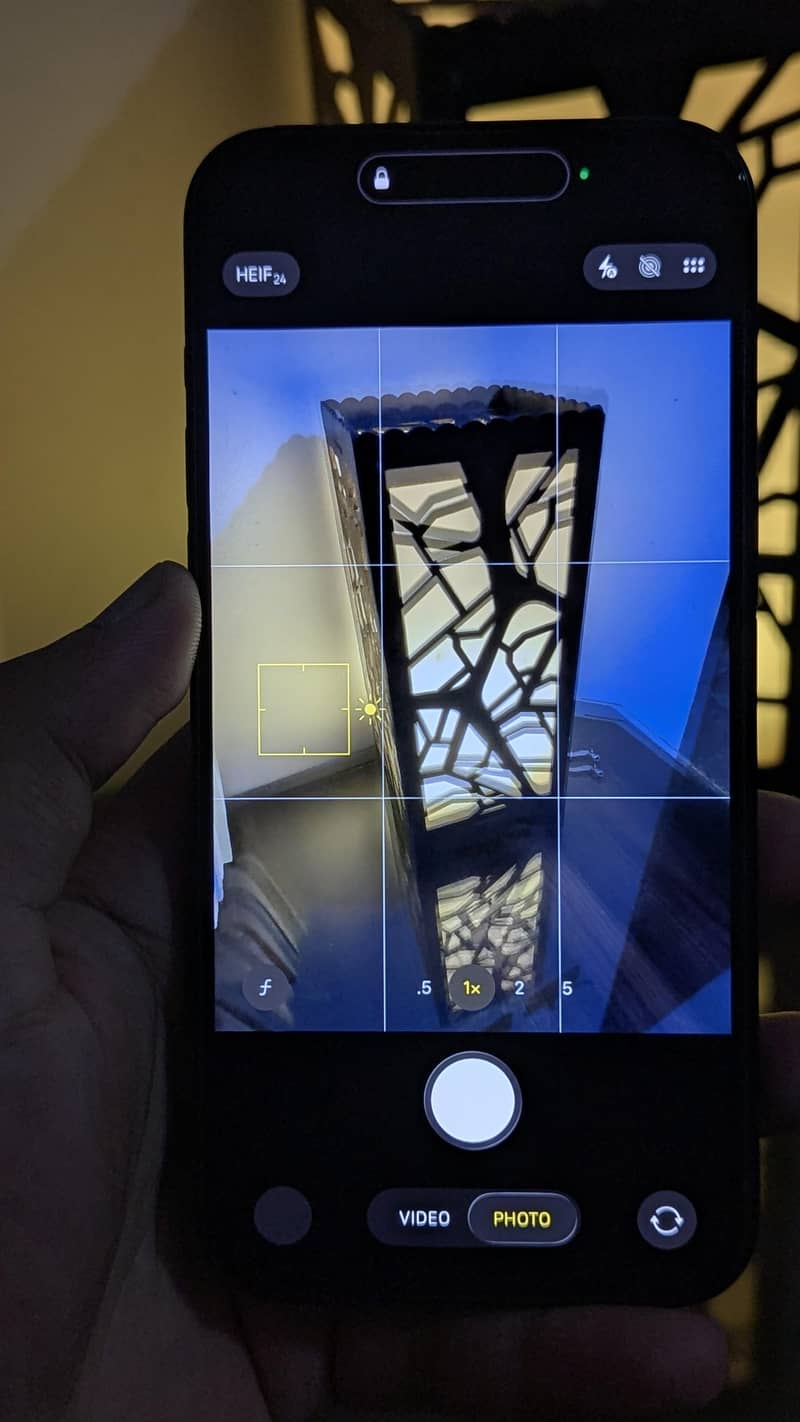 Apple iPhone 15 Pro Max 9