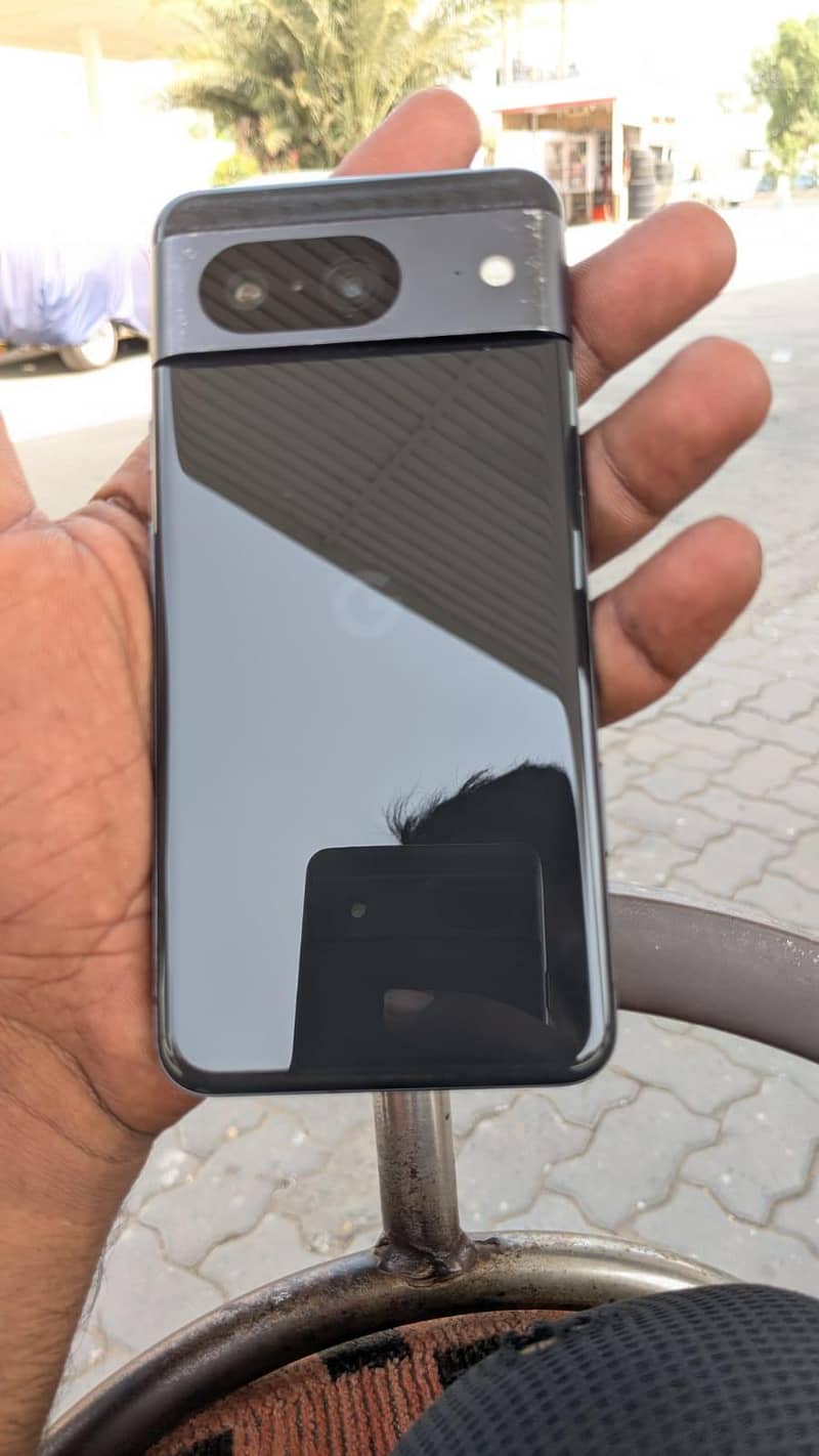 Google Pixel 8 3