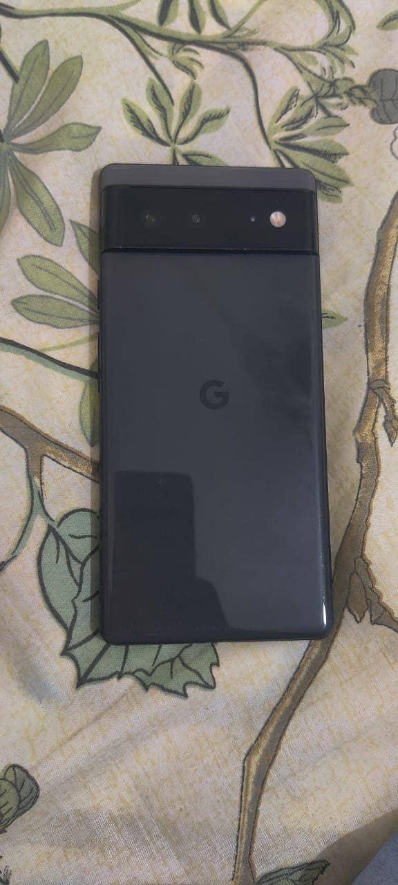 Google Pixel 6 4