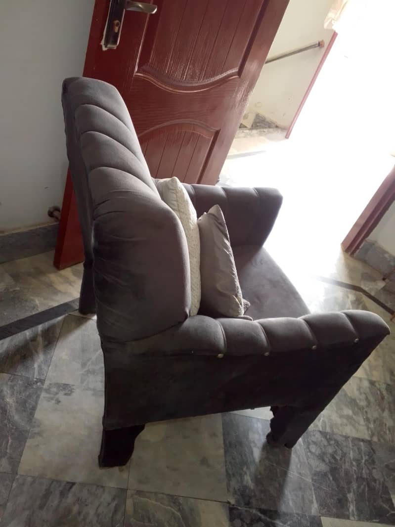 Sofa Seat 3