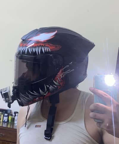 Vloger helmet (customized) with go pro hero 4