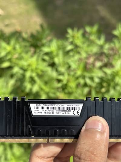 8Gb ddr4 3200 mhz Ram corsair Vengeance LPX original