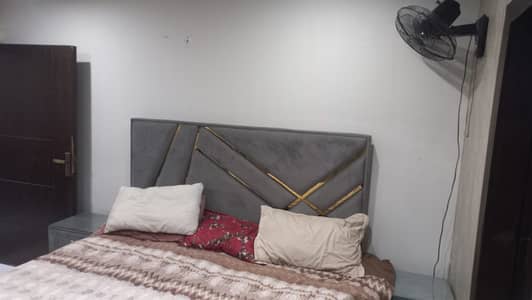 1 BED LIKE A BRAND NEW FULLY FURNISHED FULL LUXURY EXCELLENT IDEAL GOOD FLAT FOR RENT IN BAHRIA TOWN LAHORE