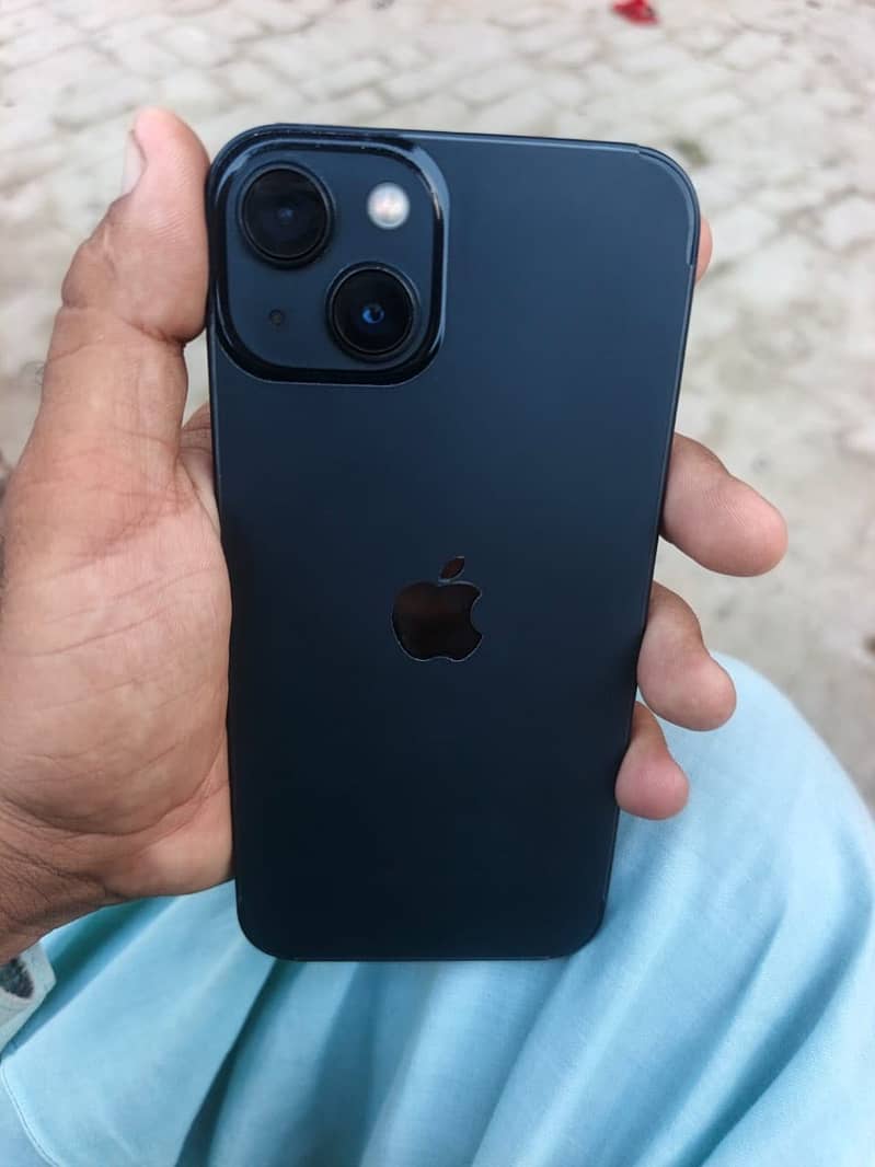 Apple iPhone 13 1