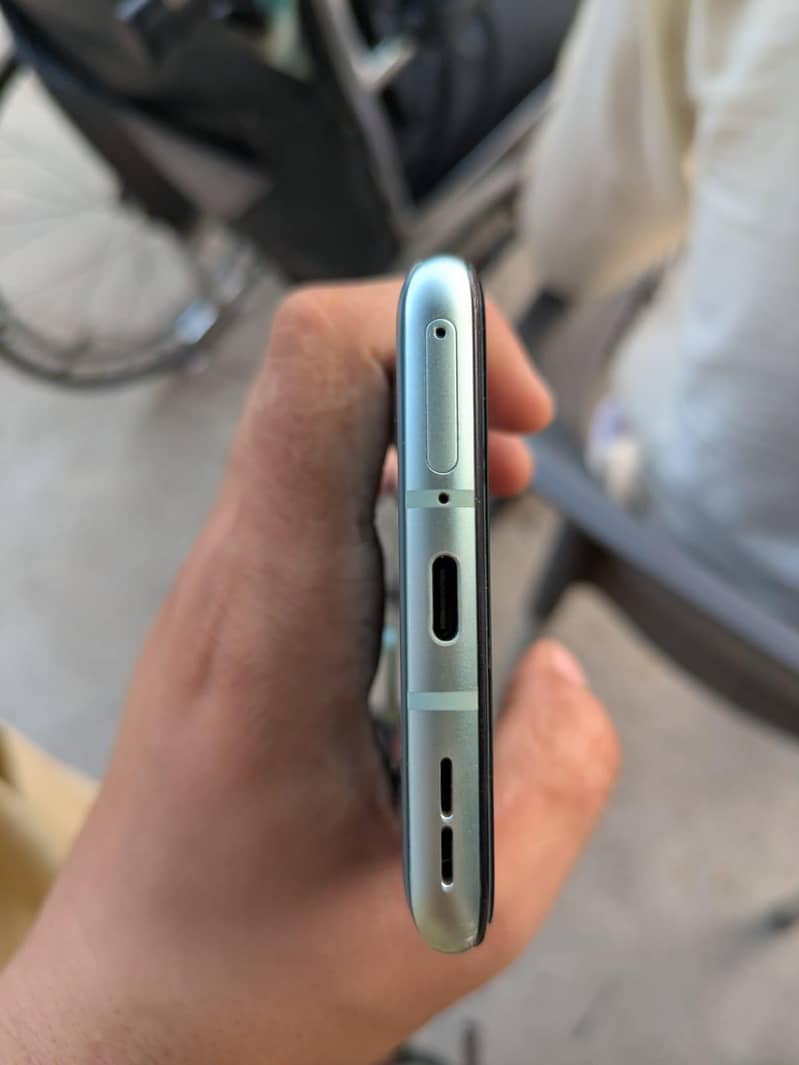 One Plus 9R 3