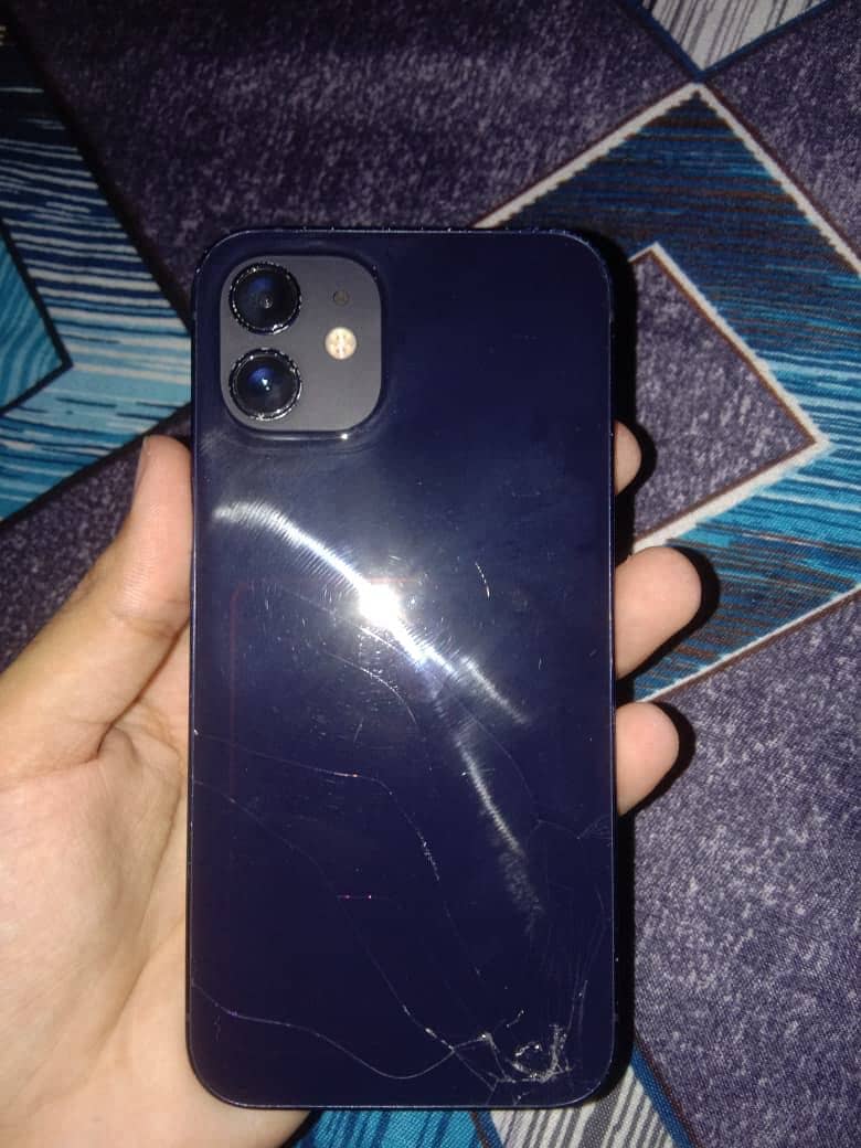 Apple iPhone 12 0