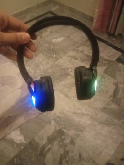 wireless headphones