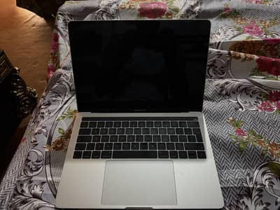 MacBook Pro 256 GB