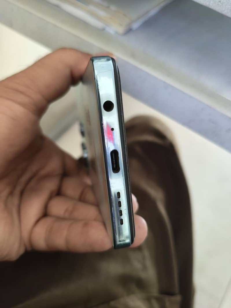 Infinix Note 30 16