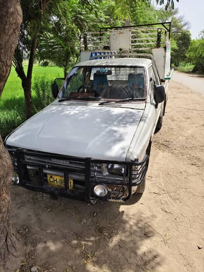 Toyota Hilux 1986