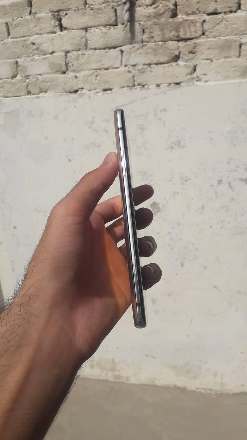 One Plus 8 4