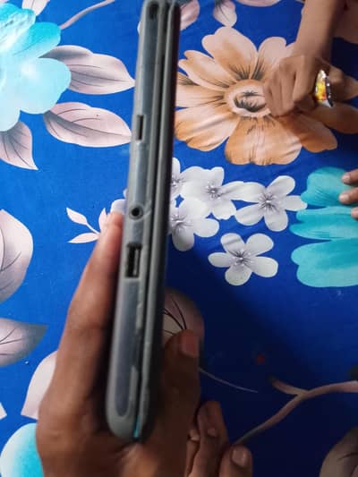 chorom book os