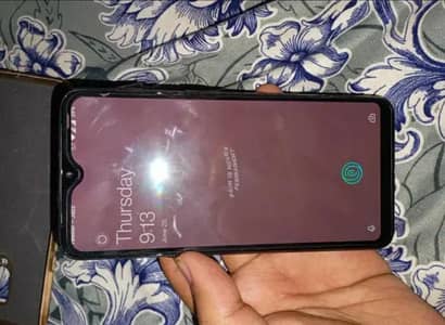 One Plus 6T 8/128 GB