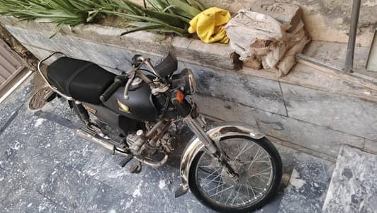 engine ok Hy jis Bhai ko cahye rabta kary