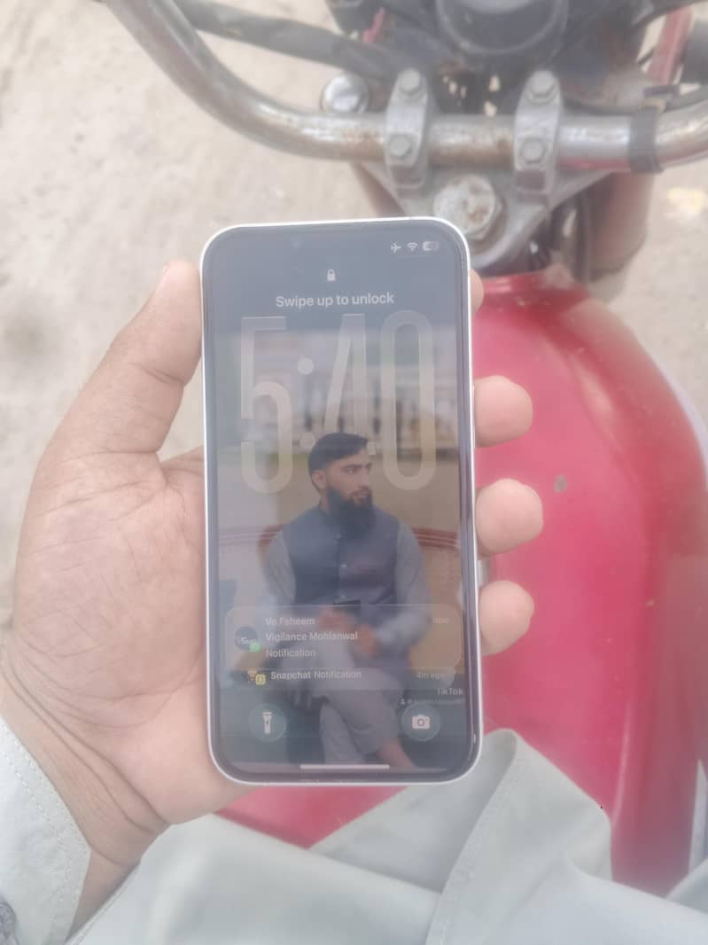 Apple iPhone 14 1
