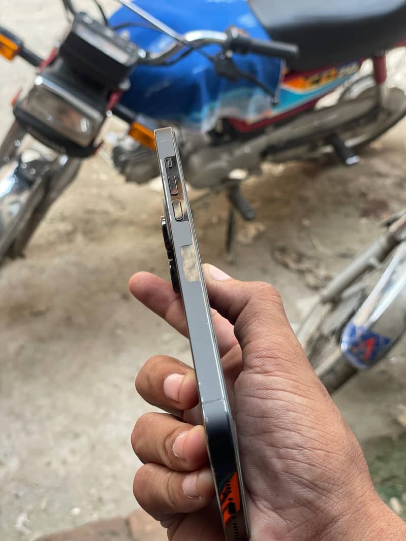 IPHONE 14 PRO MAX 5