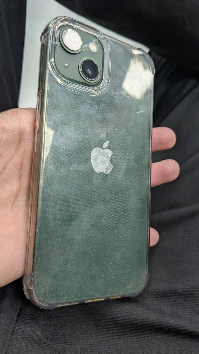 Apple iPhone 13 0