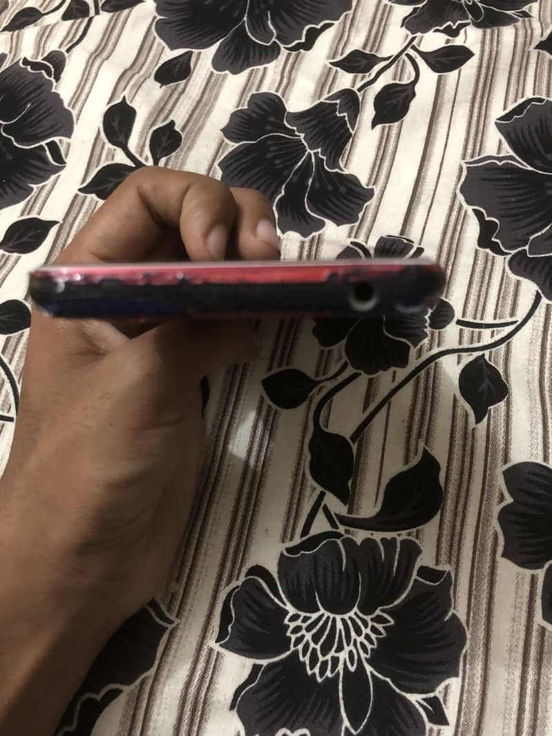 Sharp Aquos R2 exchange possible 4