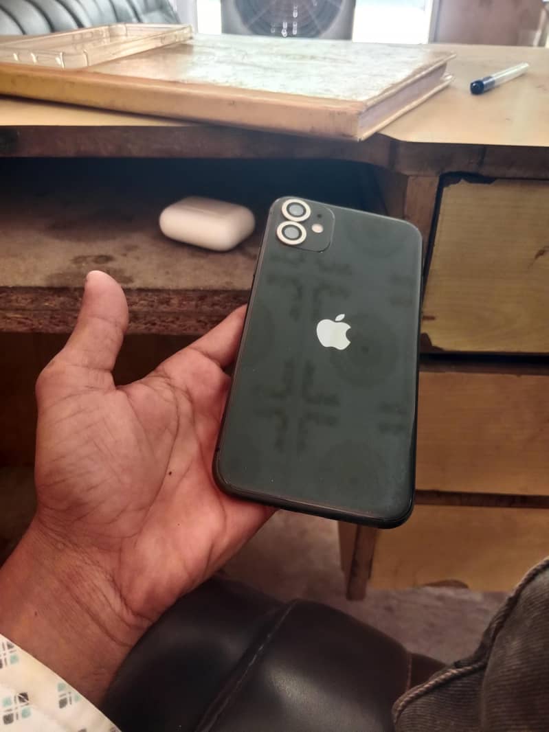 Apple iPhone 11 2