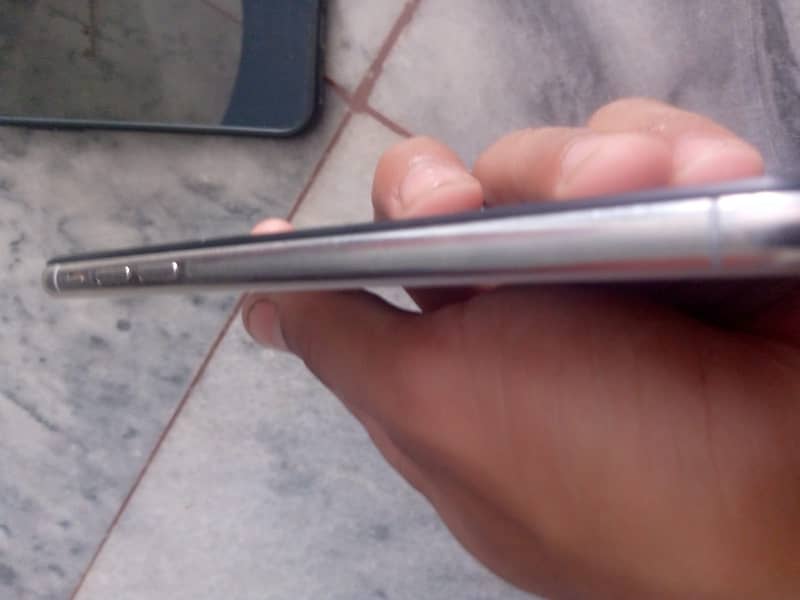 Apple iPhone X 1
