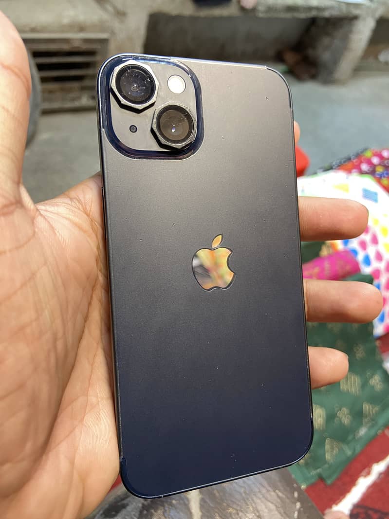 Apple iPhone 13 1