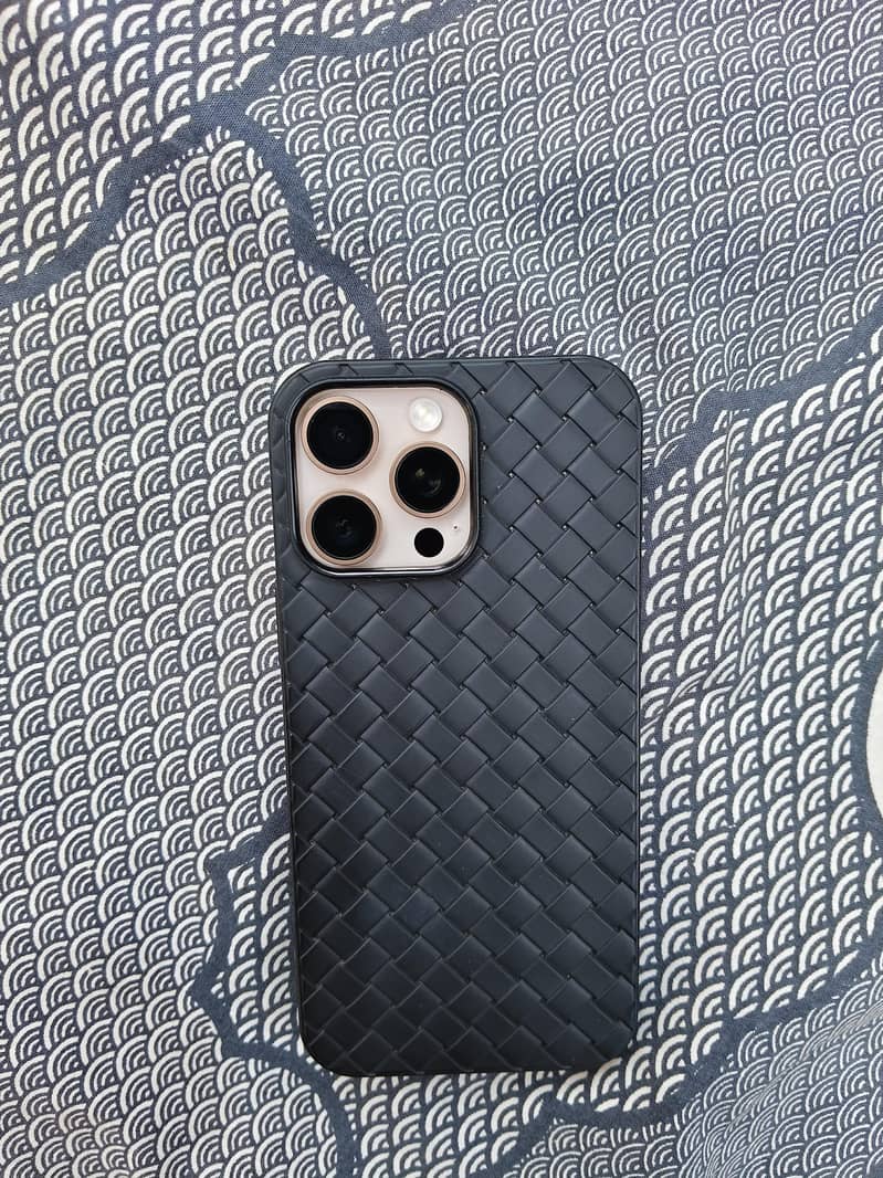 iPhone 16 Pro Max – JV 100% 3