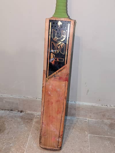 Tonato SPorts Company Original Cricket Equipements