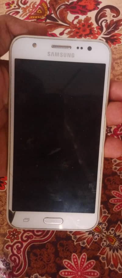 Samsung Mobile J5