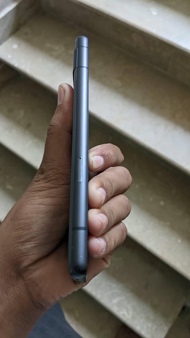 Google Pixel 7a 1