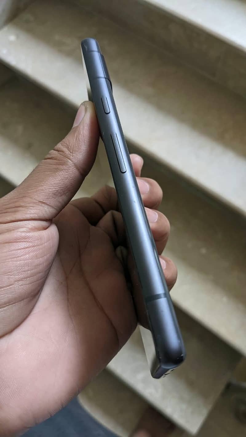 Google Pixel 7a 2