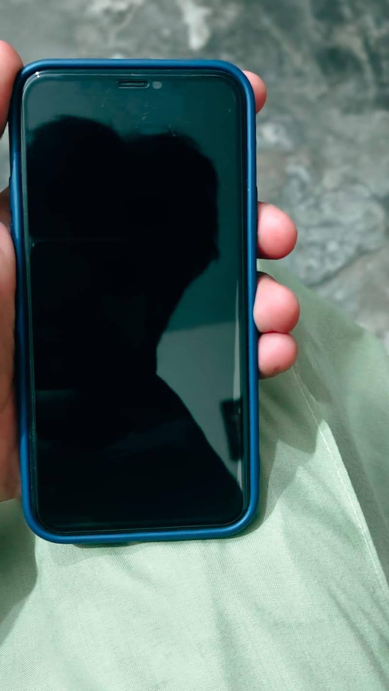Apple iPhone 11 Pro 1