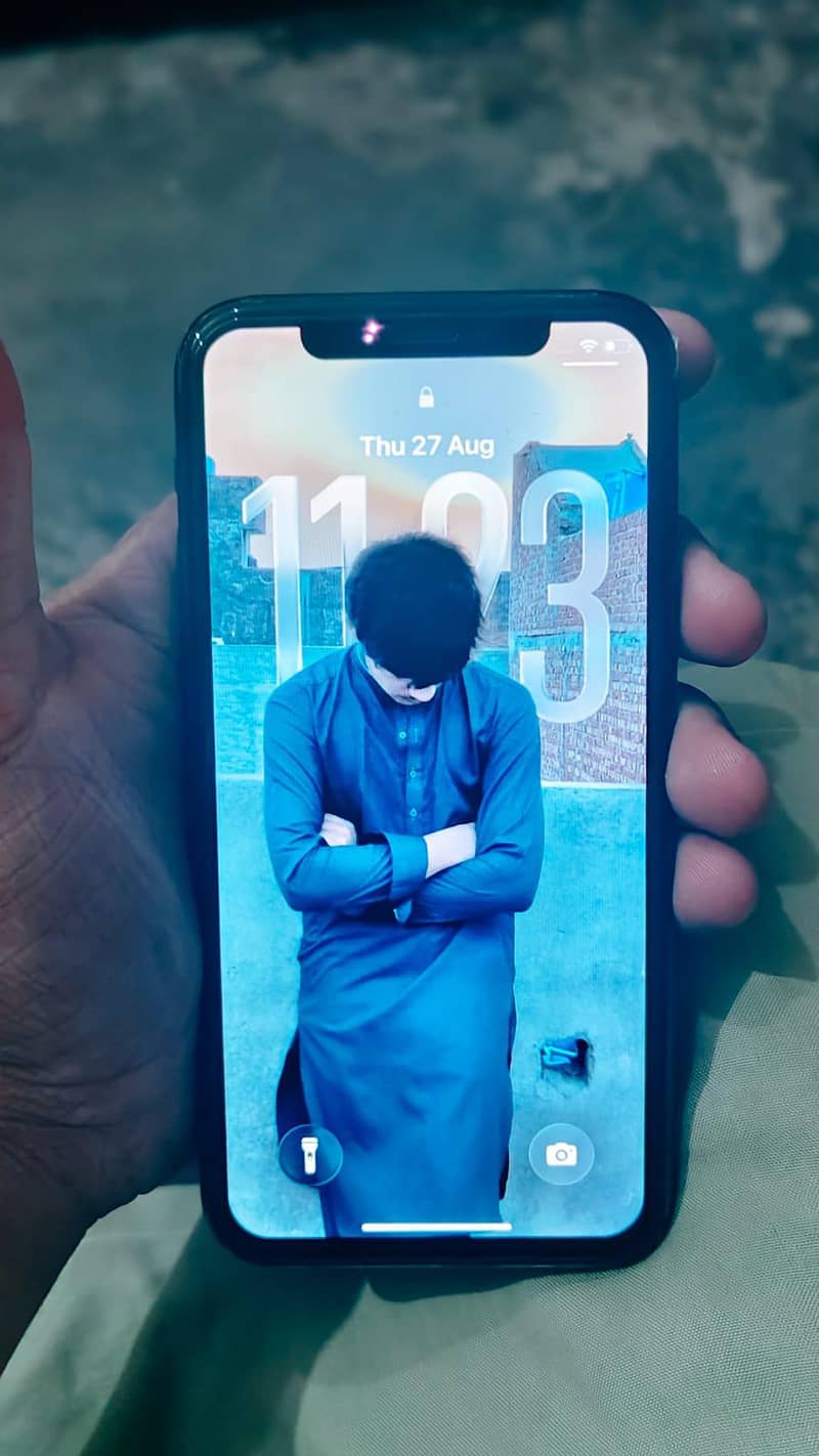 Apple iPhone 11 Pro 2