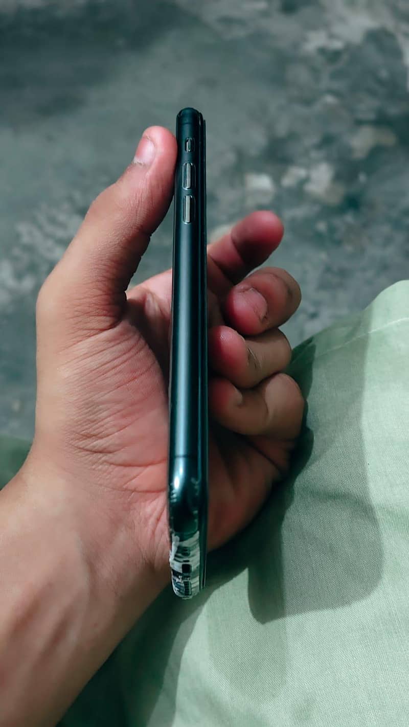Apple iPhone 11 Pro 5