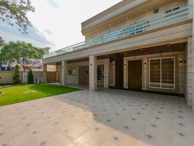 BRAND NEW 1 KANAL BEAUTIFULL HOUSE AVAILABLE FOR SALE