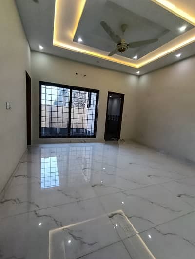 5 marla upper portion for rent New Lahore city near bahria town Lahore